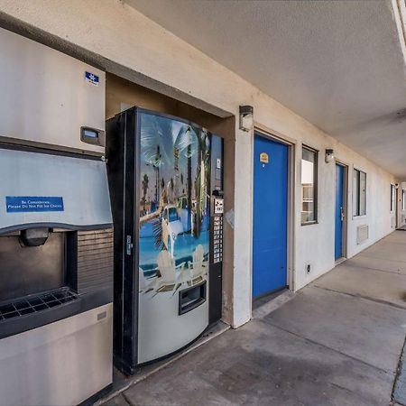 Motel 6-Westley, Ca Exteriör bild